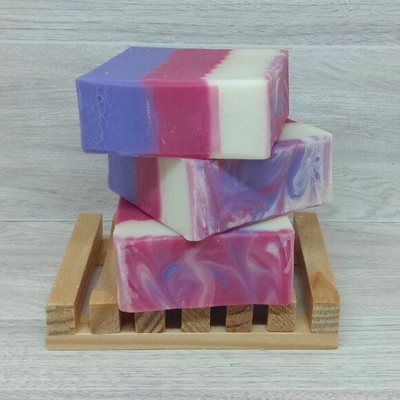 3x Handmade Black Raspberry Vanilla Soap Bars - Picture 2 of 4